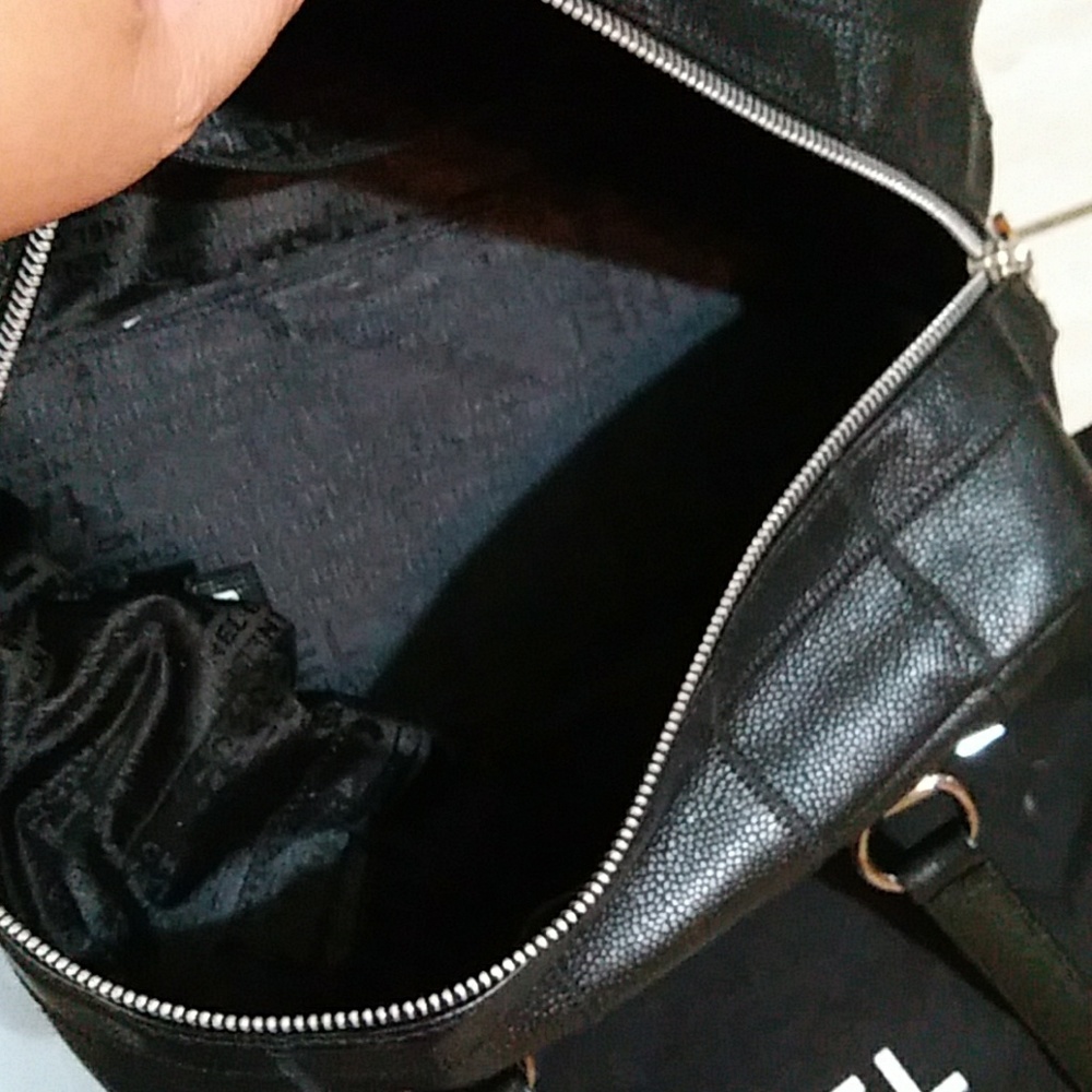 Gorgeous authentic Chanel doctor's bag Italy - Picture 6 of 8
